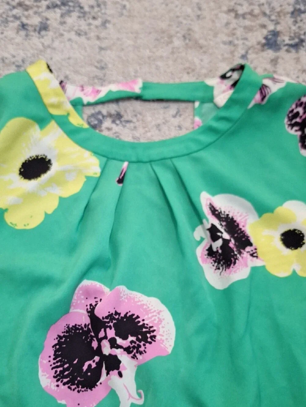 J.Crew Women's Green Punk Floral Open Back Blouse Size Medium